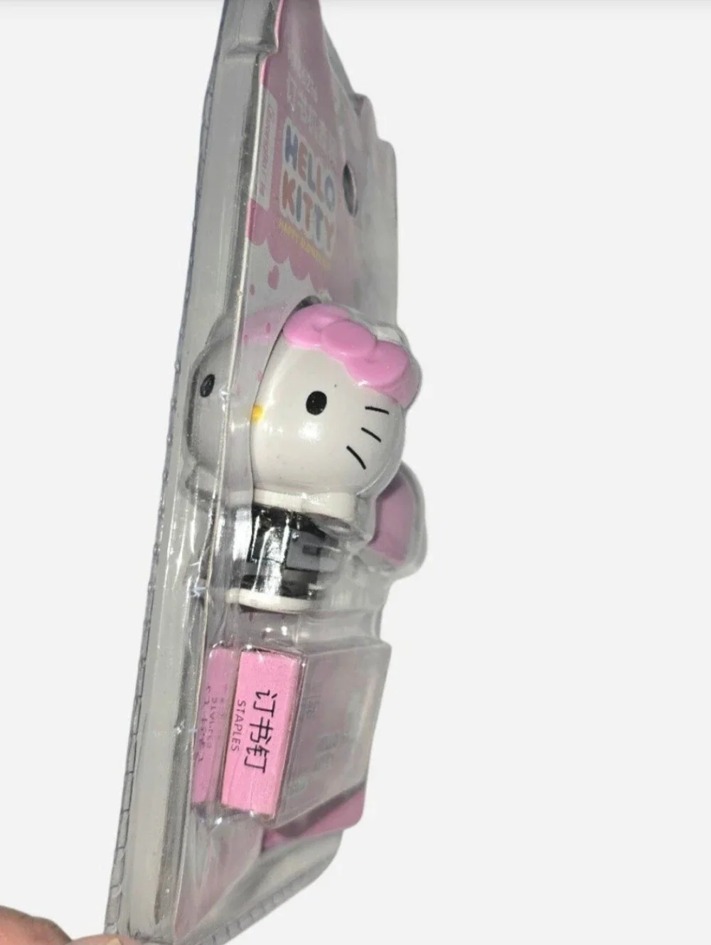 Hello Kitty Mini Stapler with 1000 staples included NWT/NIB